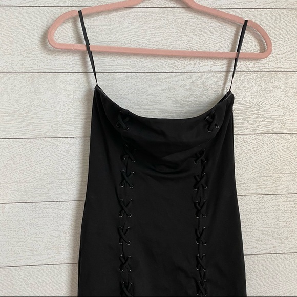 NWT Chrissy Teigen Phoebe Lace Up Gown - Picture 3 of 5
